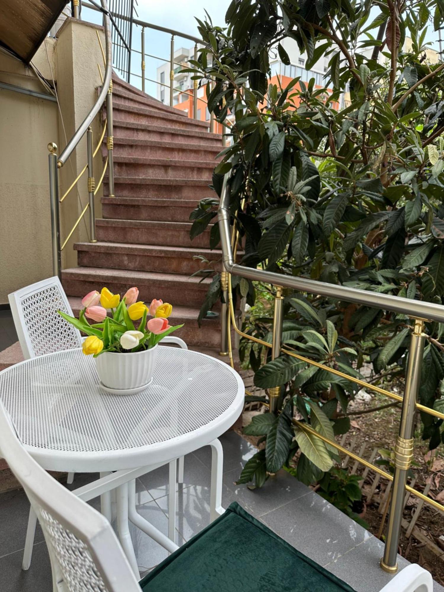 Fun House Serenity Apartment Tirana Exterior photo